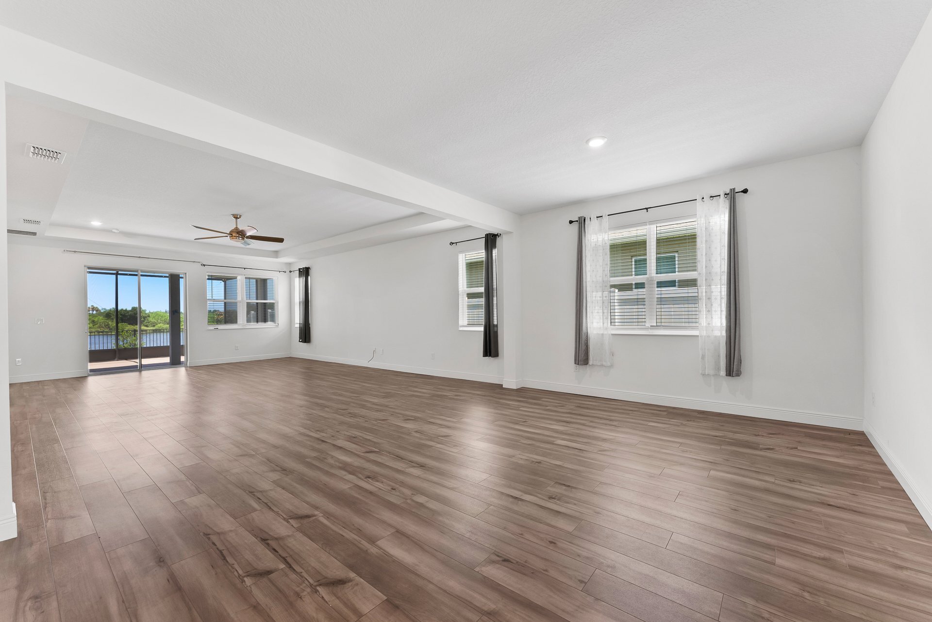Building Photo - 7322 34th Ct E