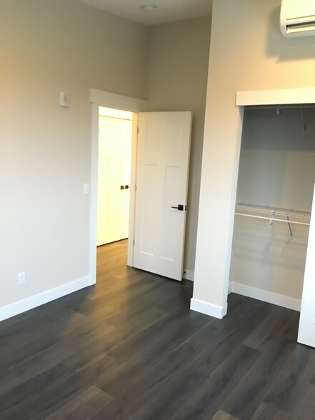 Building Photo - 2311 E John St