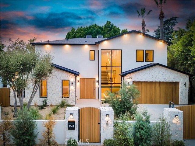 Building Photo - 5149 Beeman Ave