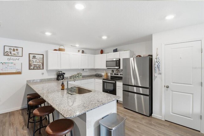 Building Photo - 8361 N Elkcam Blvd