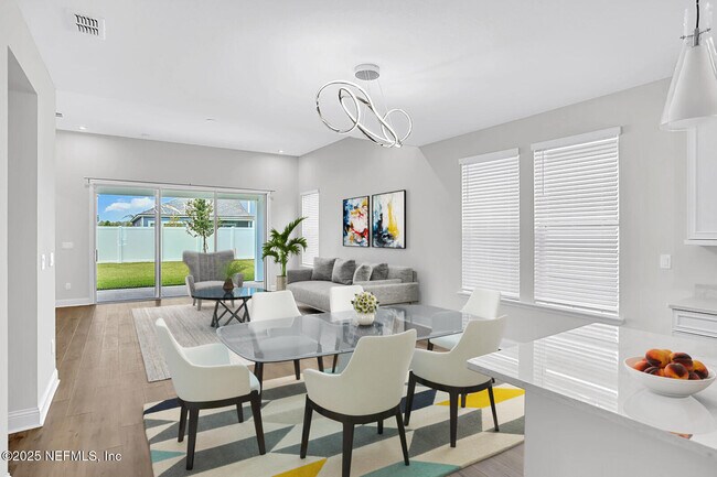 Building Photo - 101 Silkgrass Pl