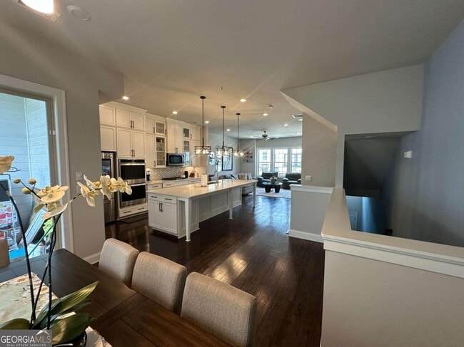 Building Photo - 1508 Slopeside Loop SE