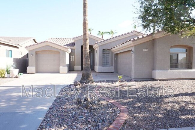 Building Photo - 1573 W Morelos St