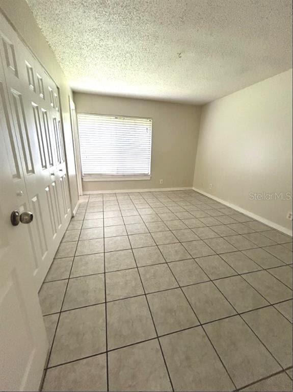 Building Photo - 844 E Flag Ln