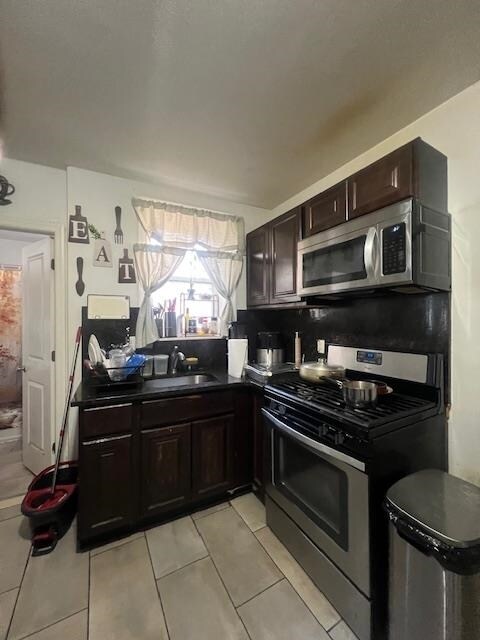 Building Photo - 275 Monticello Ave