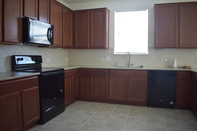 Building Photo - 6412 Carriage Pines Dr