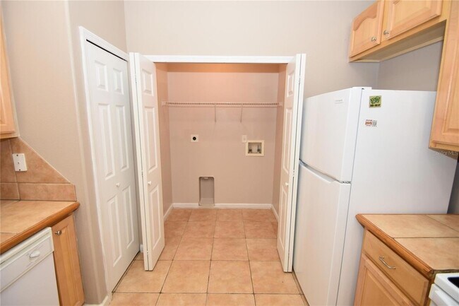 Building Photo - 7 Ryarbor Dr