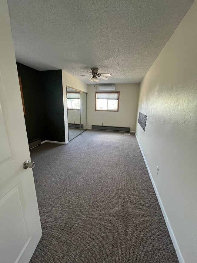 Building Photo - 13517 County Rd 20