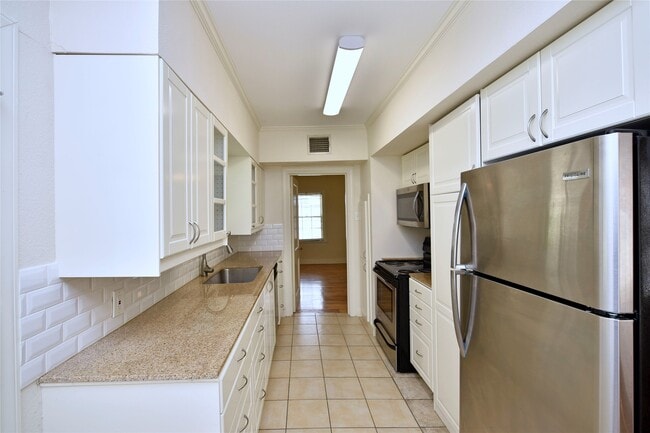 Building Photo - 4008 Tennyson St