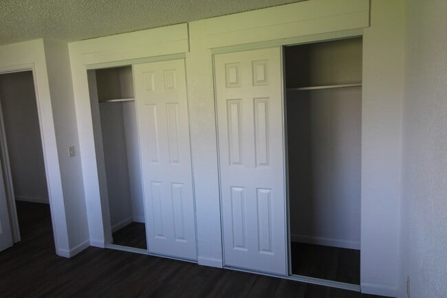 Building Photo - 4831 Darwin Pl