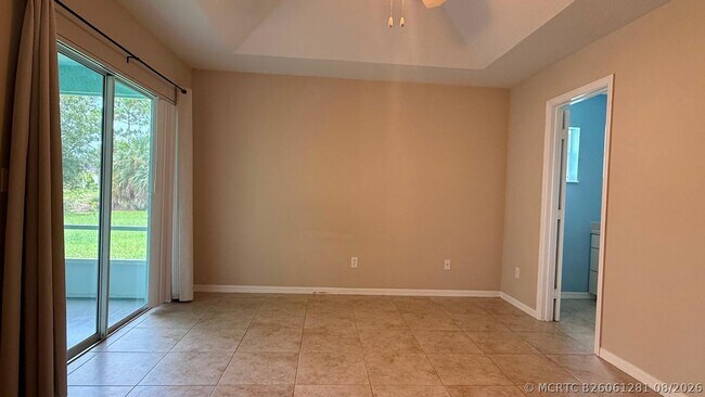 Building Photo - 2847 SW South Calabria Cir