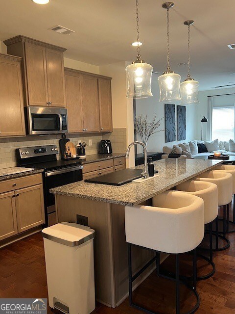 Building Photo - 832 Ambient Way