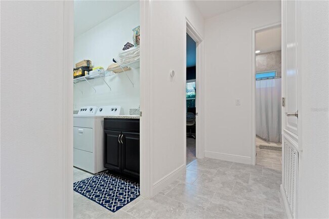 Building Photo - 13019 Stanthorne Ave