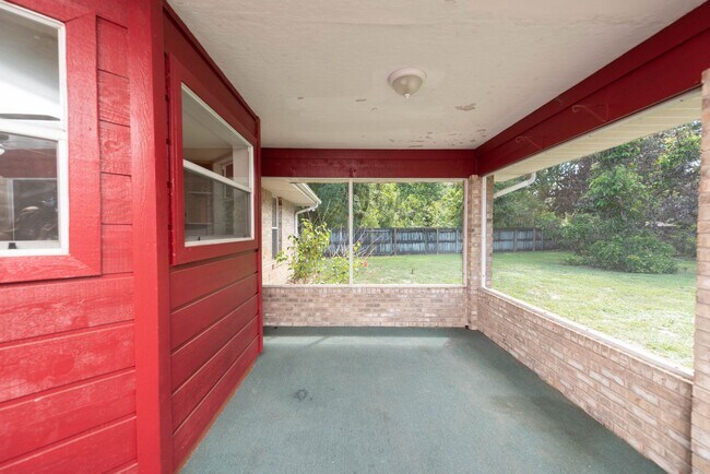 Building Photo - 1236 Buffing Cir SE