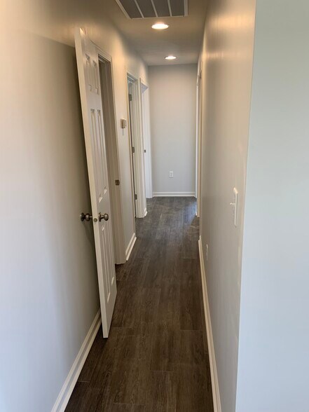 Building Photo - 2945 Lucas Way