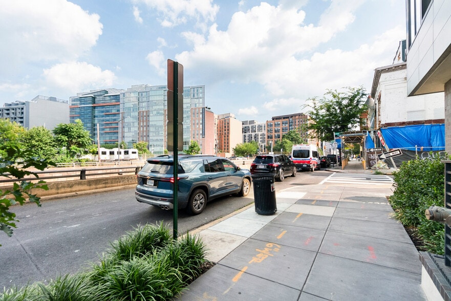 Building Photo - 1324 North Capitol St NE