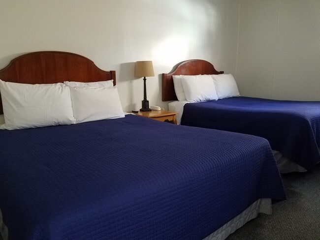 Room 11 Interior - 18055 N Saint Vrain Dr