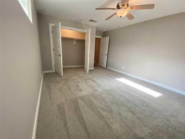 Building Photo - 6402 Auburn Dr