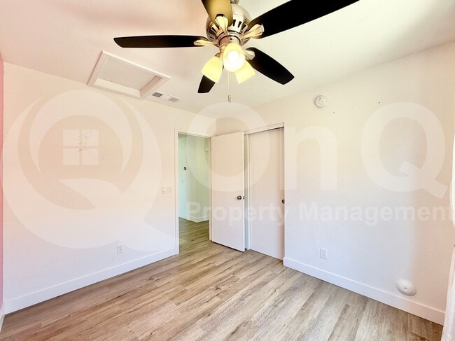 Building Photo - 14917 W Lamoille Dr