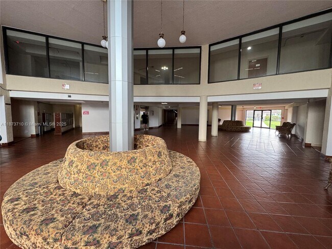 Building Photo - 1300 SW 122nd Ave