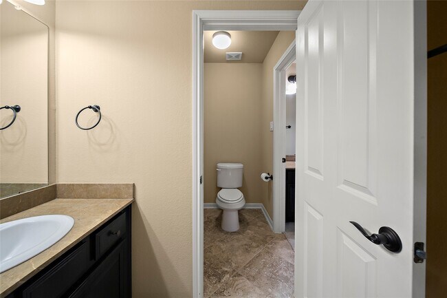 Building Photo - 5203 Heather Meadow Ln