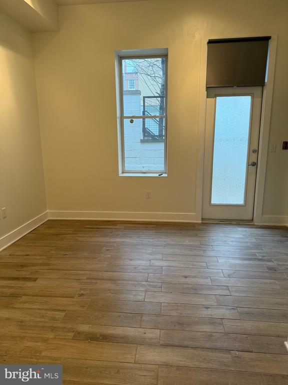 Building Photo - 4334 Farragut St