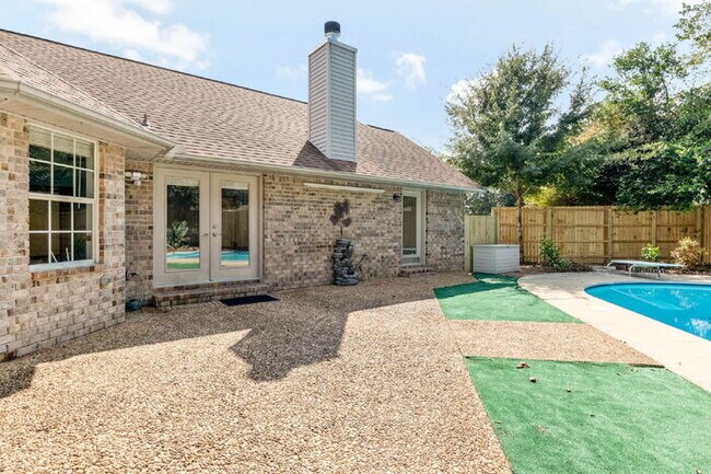Building Photo - AVAILABLE NOW – $3,000/MONTH – ALL UTILITIES + LAWN SERVICE + POOL SERVICE INCLUDED!