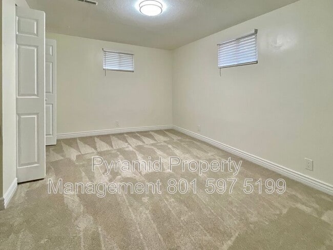 Building Photo - 8298 Harrison Cir