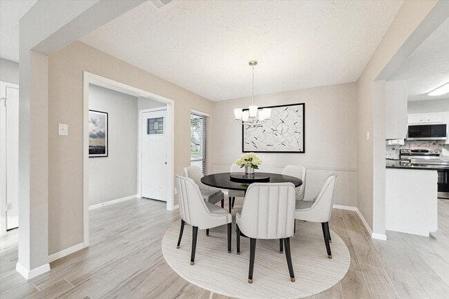 Building Photo - 22811 Cranberry Trail