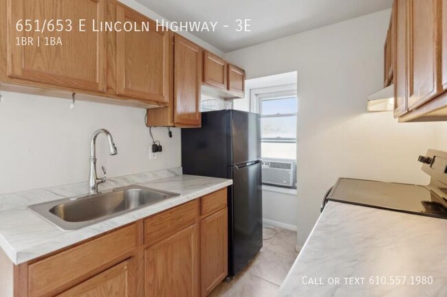 Building Photo - 651/653 E Lincoln Highway-3E