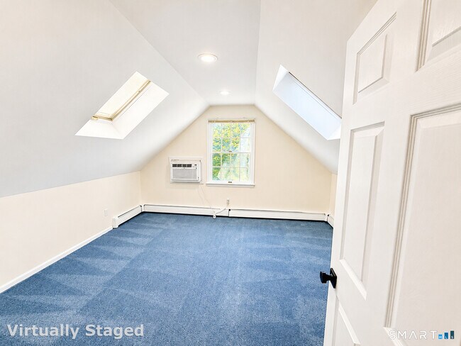 Building Photo - 21 Neil Ln