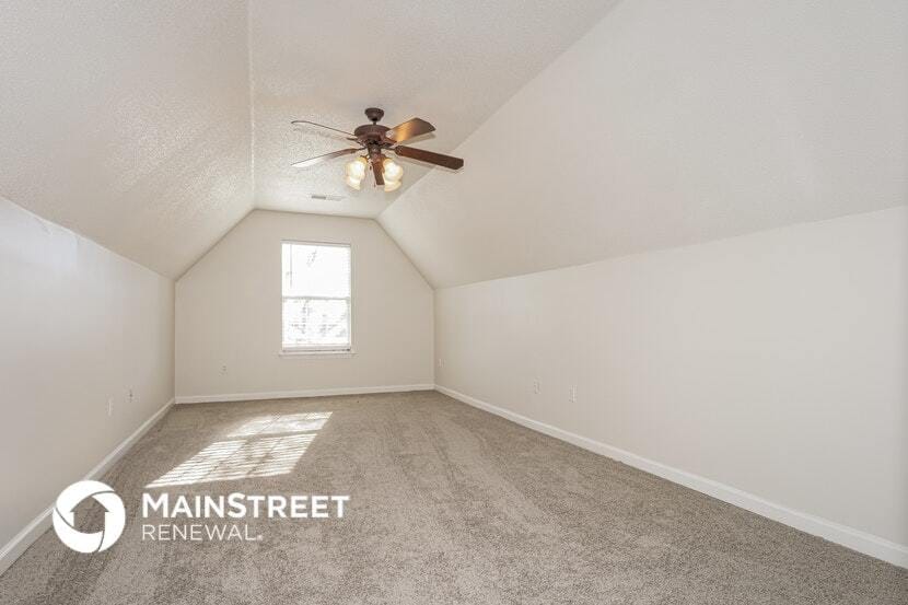 Building Photo - 7495 Eleanor Cove