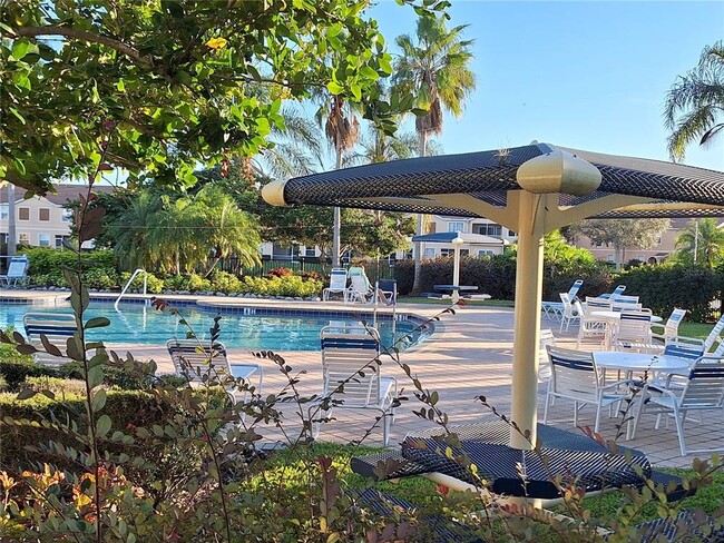 Building Photo - 3709 Parkridge Cir