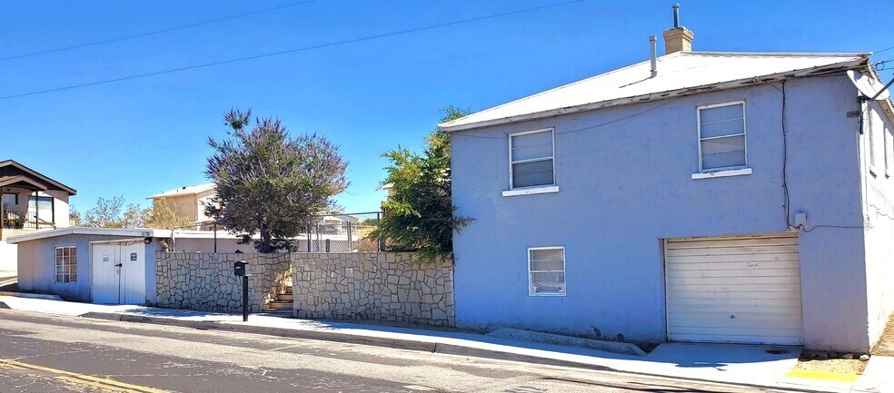 Primary Photo - 16726 Forrest Ave