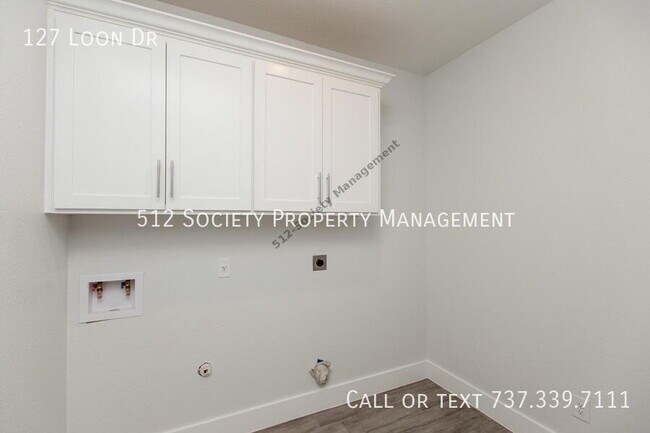 Building Photo - 127 Loon Dr