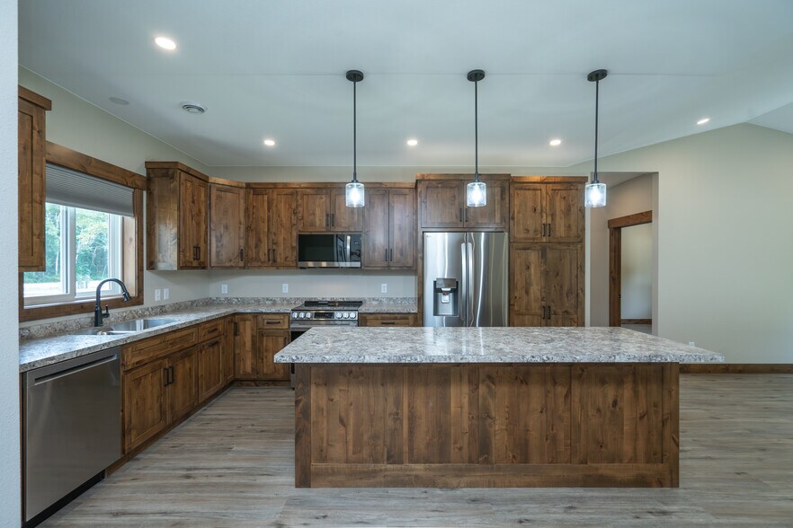 Building Photo - 11533 Forestview Dr S