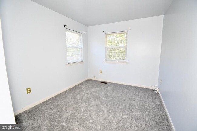 Building Photo - 11234 Hannah Way