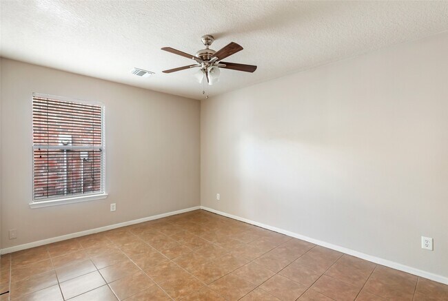 Building Photo - 4914 Winding Timbers Cir