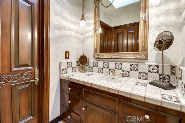 Building Photo - 31171 Paseo Acacia