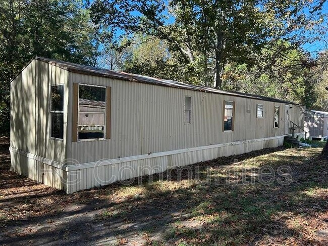 Building Photo - 320 Coleman Rd