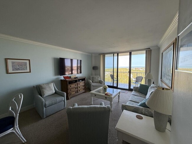 Building Photo - 440 Seaview Ct
