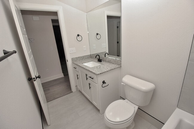 Building Photo - 1210 Monarch Rd