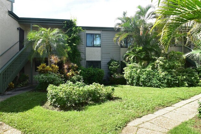 Building Photo - 1520 Pelican Point Dr