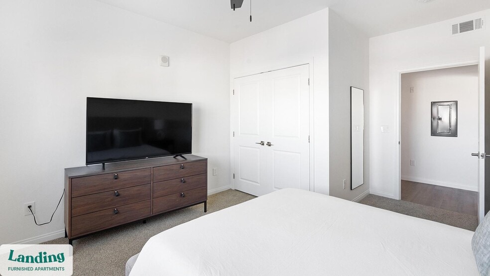 Building Photo - 760 S Boulder Hwy