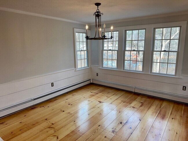 Building Photo - 25 Pine St