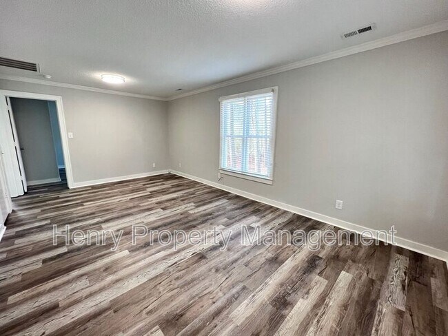 Building Photo - 150 Carmichael Ct