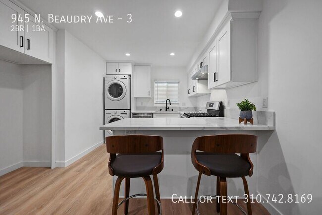 Building Photo - 945 N Beaudry Ave