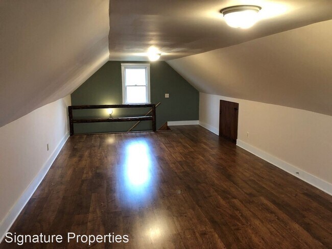 Building Photo - 3 br, 1 bath House - 3039 T.N. Snow Road