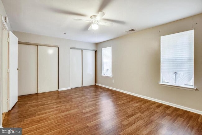 Building Photo - 1670 Brooksquare Dr