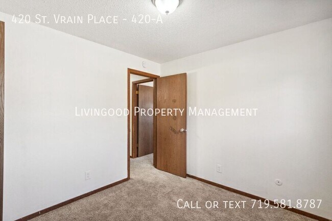 Building Photo - 420 St Vrain Pl
